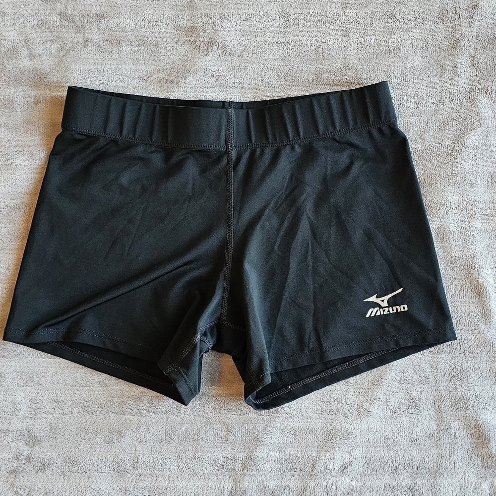 Mizuno Black Volleyball Shorts size Medium